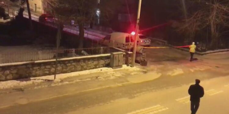 KONYA'NIN KADINHANI ILCESINDE IKI GRUP ARASINDA CIKAN SILAHLA KAVGADA  3 KISI OLDU, 2 KISI DE YARALANDI. (FOTO: HATICE EBRU KOYUNCU/KADINHANI,DHA)